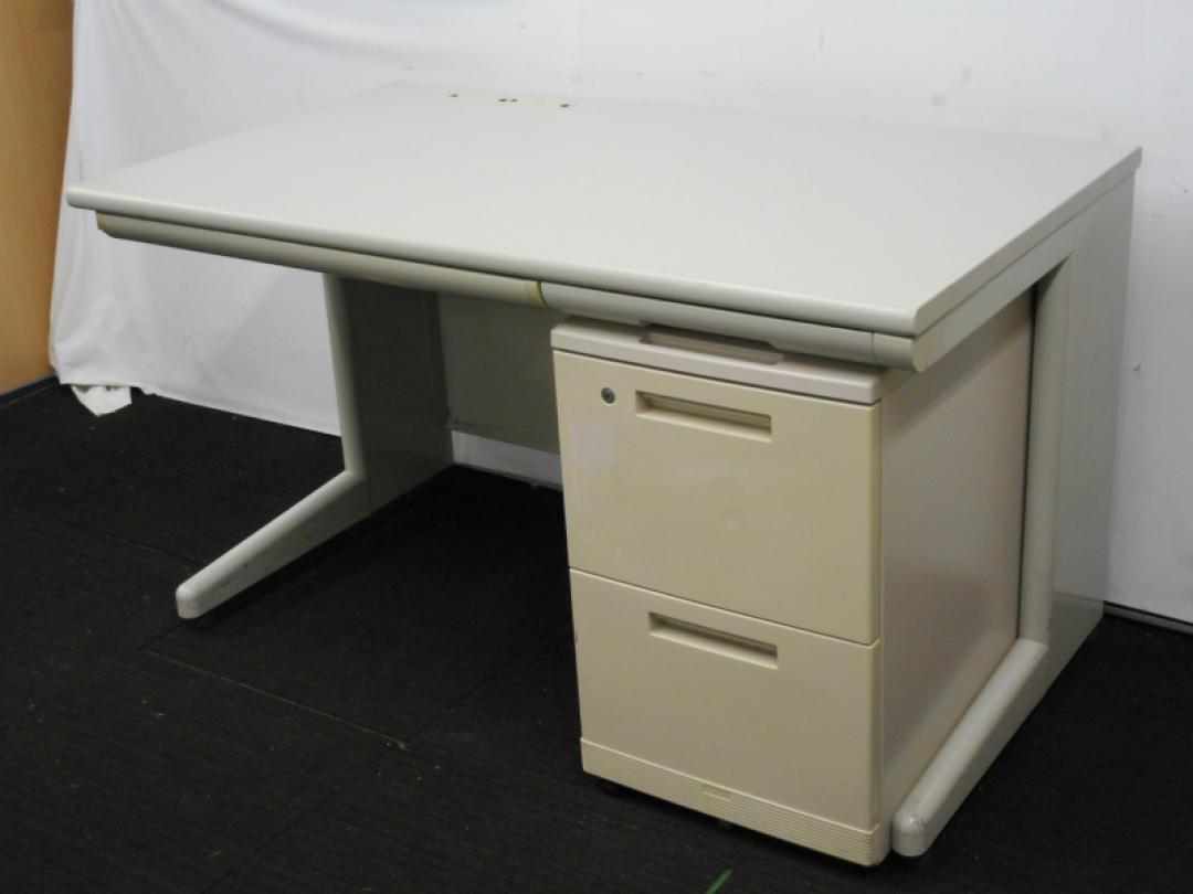 【セット商品】プラス 幅1200　平デスク　+　コクヨ　MX　2段ワゴン　【中古オフィス家具　事務机】
                        
                                    中古
            