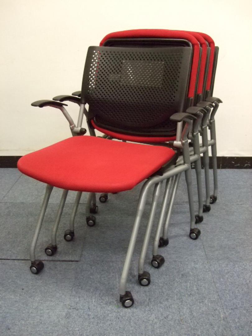 【セット商品】デザイン・機能性抜群！オカムラ製ミーティングチェア！
                        プロスタック
                                    中古
            