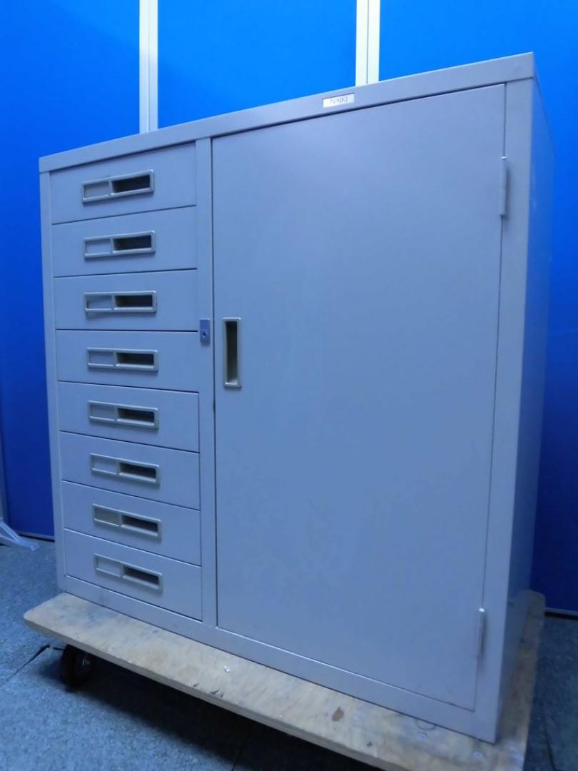 コンビネーション書庫｜片開きは、施錠保管可能｜
                        コンビネーション書庫
                                    中古
            