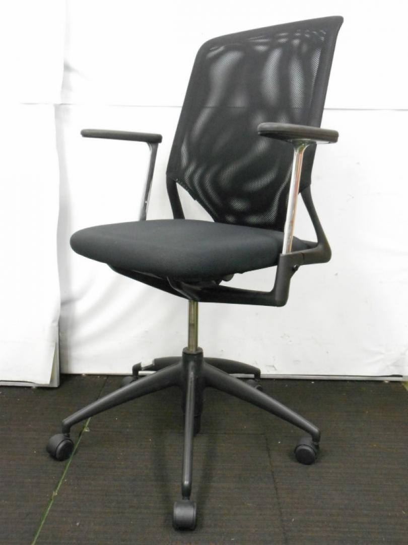 中古】メダ2チェア vitra/ヴィトラ 肘付ハイバックチェア