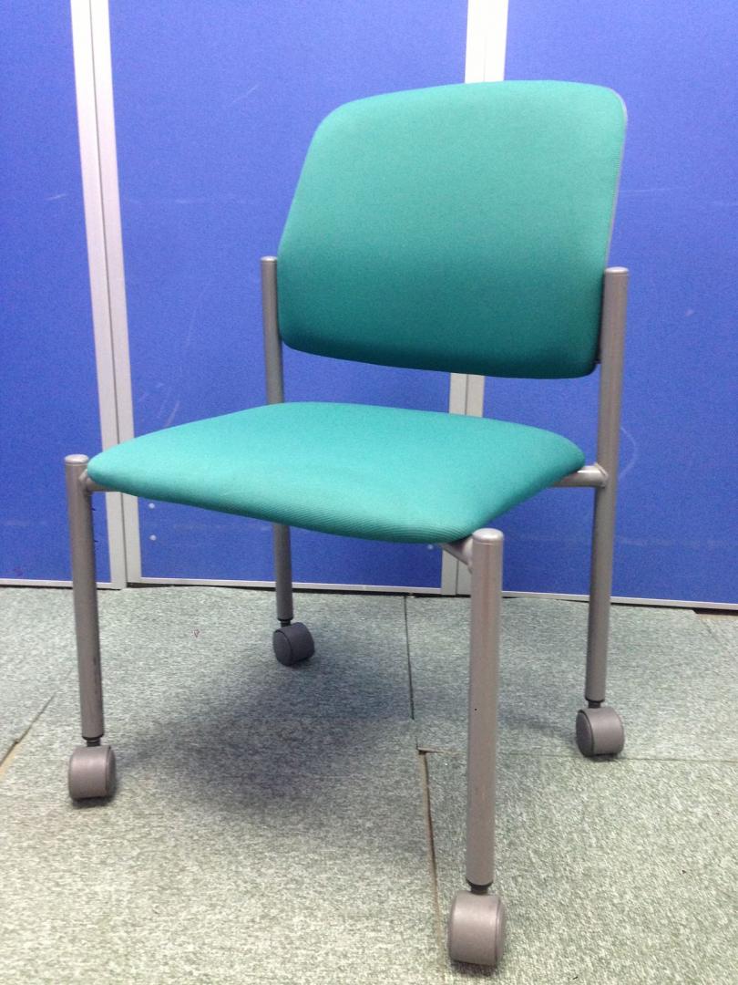 【残り1脚限りにて、特別価格】｜キャスター付｜ミーティングチェア｜
                        ミーティングチェアLK
                                    中古
            