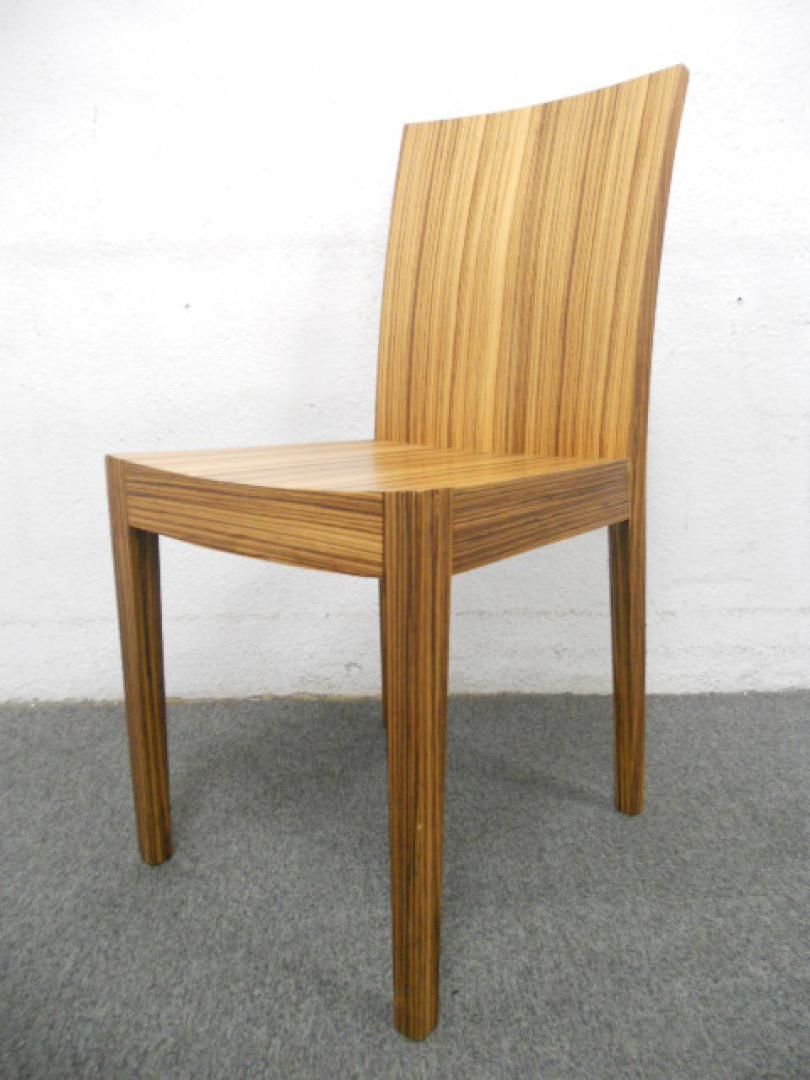 ■木製チェア　■オリバー（oliver） ■TRILL　■ダイニングチェア
                        TRILL
                                    中古
            