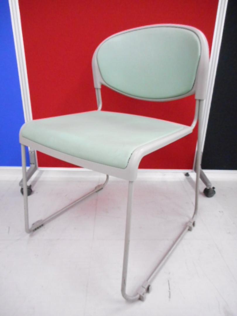 スタッキングチェア【オカムラ製・グリーン】
                        
                                    中古
            