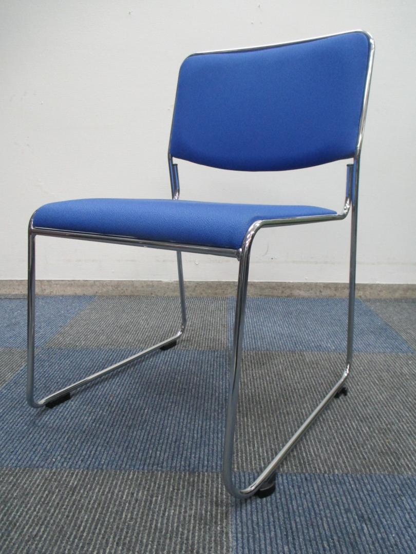 【状態良好品】【ビニール地】unknown製　スタックチェア【中古】【ミーティングチェア　ＯＡチェア】
                        
                                    中古
            