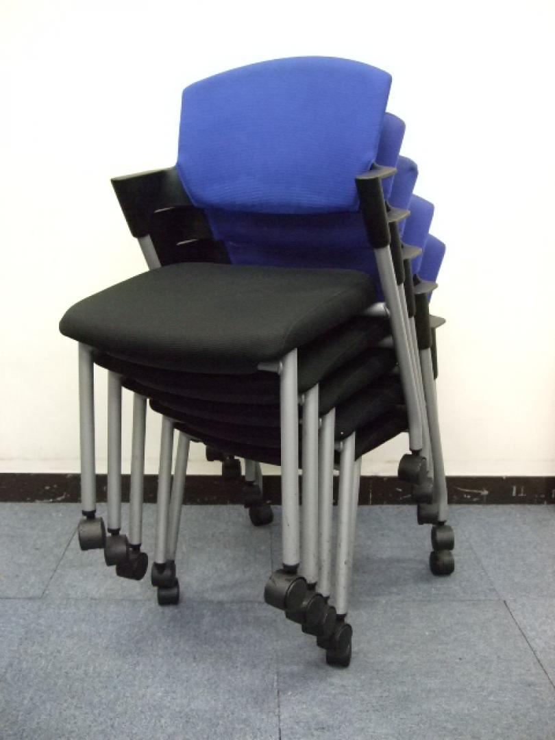 【セット商品】キャスター付きミーティングチェア5脚セット！
                        プロッティ（Protty)
                                    中古
            