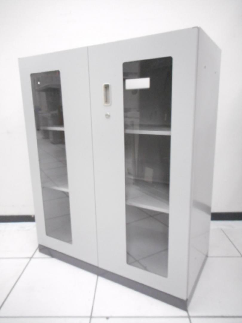 ガラス両開き書庫　わけあり　【おつとめ品】
                        
                                    中古
            