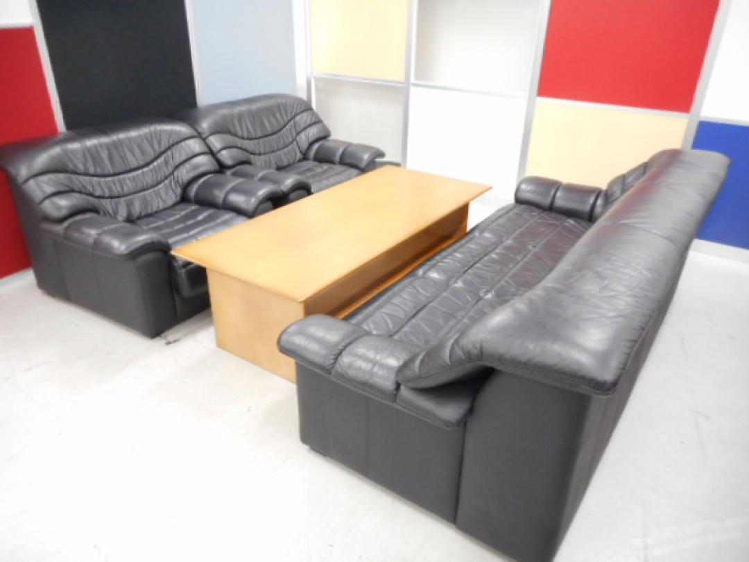 応接セット　本革仕様　DUNKERQUE2
                        ダンケルク2シリーズ
                                    中古
            