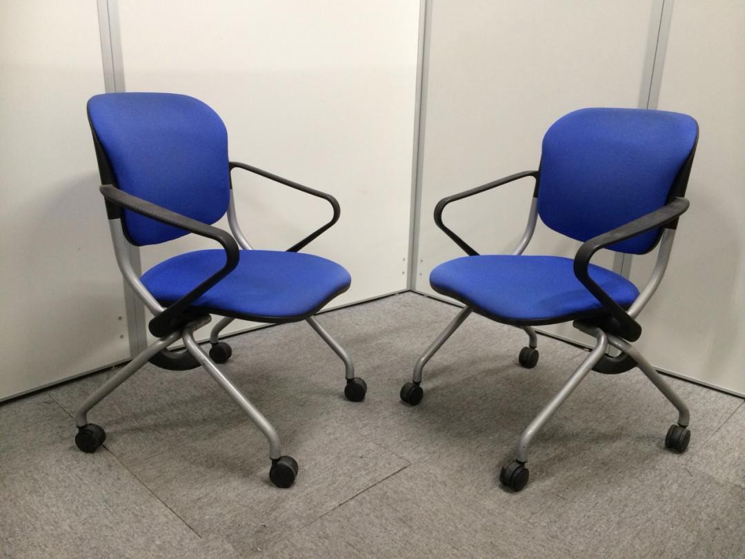 【おつとめ品】【セット商品】キャスター付ネスティングチェア
                        トーションライン
                                    中古
            