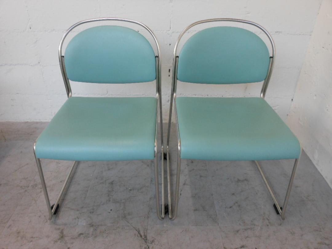 2脚セット！神秘色？！暗めより明るい方がいい！【セット商品】
                        
                                    中古
            