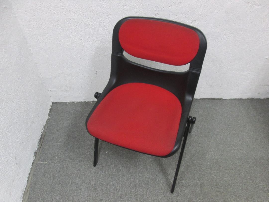 スタックチェア　おしゃれなレッド色
                        
                                    中古
            