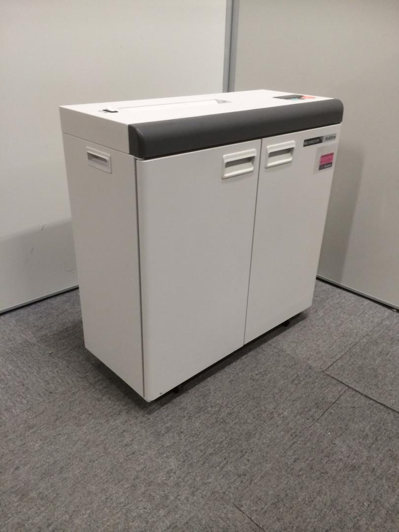 スパイラルカットのシュレッダーです！セキュリティ性に優れております！
                        
                                    中古
            