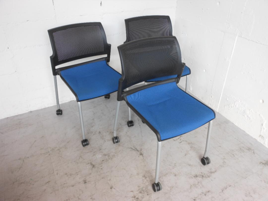 3脚セット　収納効率◎スタッキング・ネスティング可能！【セット商品】	
                        
                                    中古
            