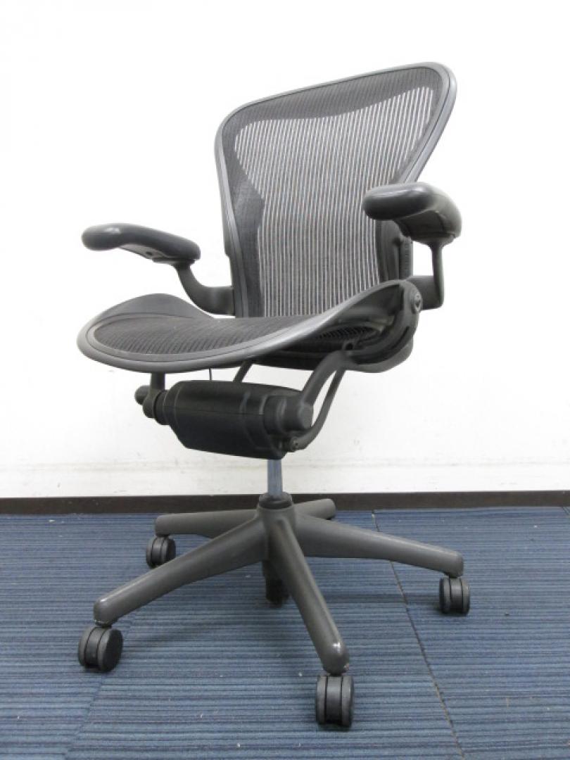 【大手IT企業御用達】【訳アリ】アーロンチェア　スタンダード　Ｂタイプ　※ランバーサポート無し【事務椅子】【中古オフィス家具】【中古オフィス用品】【高級チェア】【メッシュチェア】
                        ARON（アーロンチェア）
                                    中古
            