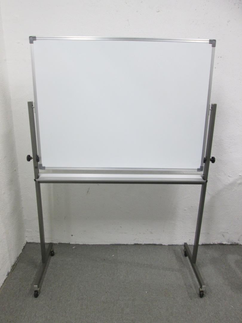 両面脚付きホワイトボード　便利な両面仕様です！
                        
                                    中古
            