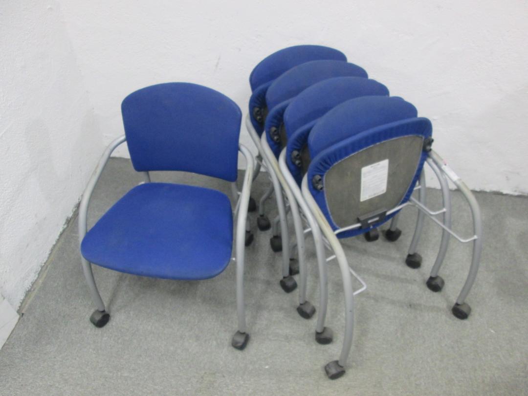 通常価格の10％ＯＦＦ　ネスティングチェア　コンパクトに収納できて、移動も楽々！　お得な5脚セット商品【セット商品】
                        
                                    中古
            