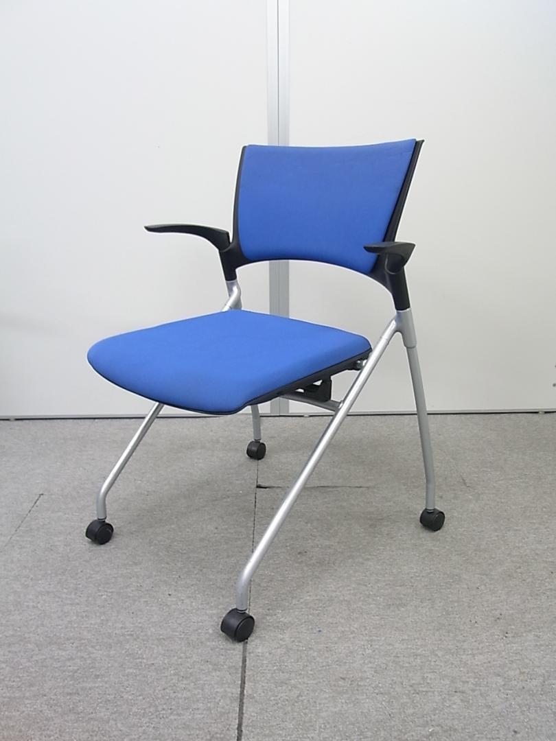 座面がたためるミーティングチェア！ほつれがあるため値下げしました！【おつとめ品】
                        マノスシリーズ
                                    中古
            