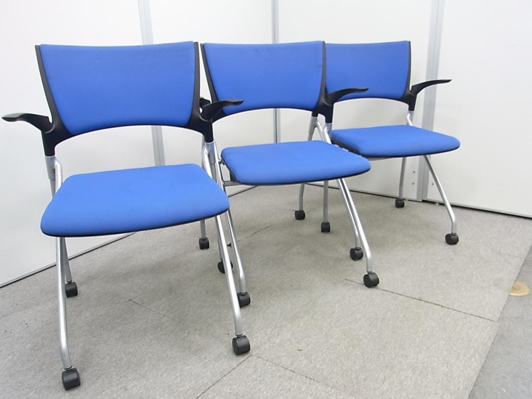 オトクな3脚セット！お値段重視の方必見商品です！【おつとめ品】
                        マノスシリーズ
                                    中古
            