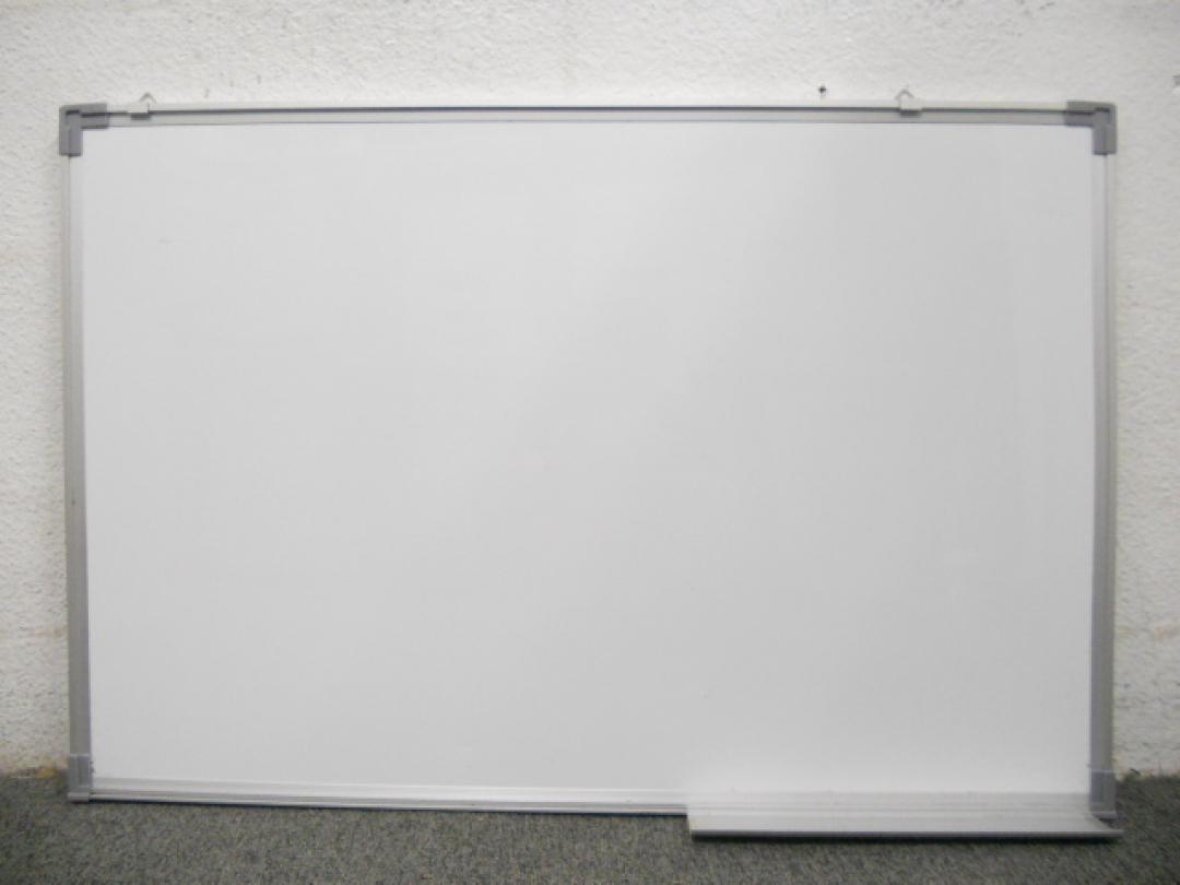 ■壁掛用ホワイトボード　■W900×H600mm　
                        
                                    中古
            