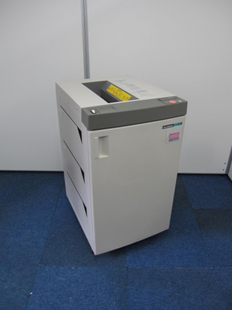 【年末の書類整理に活躍！】業務用オフィスシュレッダー【B３サイズまで対応】P440F
                        P440F
                                    中古
            
