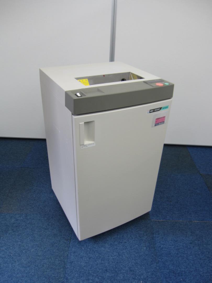【年末の書類整理に！】業務用オフィスシュレッダー【MSX2000 IVP431F】
                        
                                    中古
            