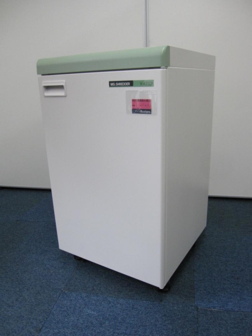 【状態良し！】業務用オフィスシュレッダー【書類をガンガン捨てましょう！】V431CF
                        V431CF
                                    中古
            