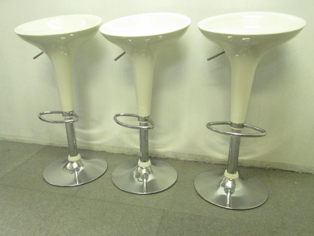 3脚【セット商品】カウンターチェア
                        
                                    中古
            