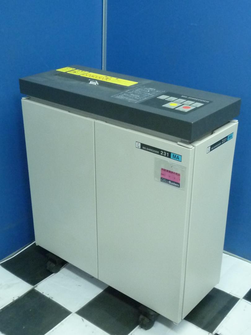 【機能充実】スペース取らずに高機能！■内部カッター清掃済み■【シュレッダー業界で絶対的地位を誇る明光商会製】
                        
                                    中古
            