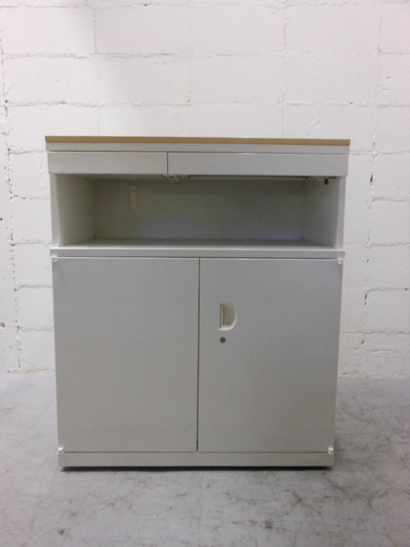 在庫限り！～ホワイトカラー～キッチンキャビネットもホワイトで統一！
                        SAシリーズ
                                    中古
            