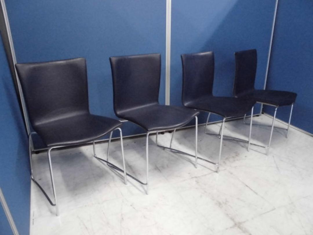 【祝！立川・八王子店オープン】スタッキングチェア　4脚セット｜ご自宅用に如何でしょうか？
                        
                                    中古
            