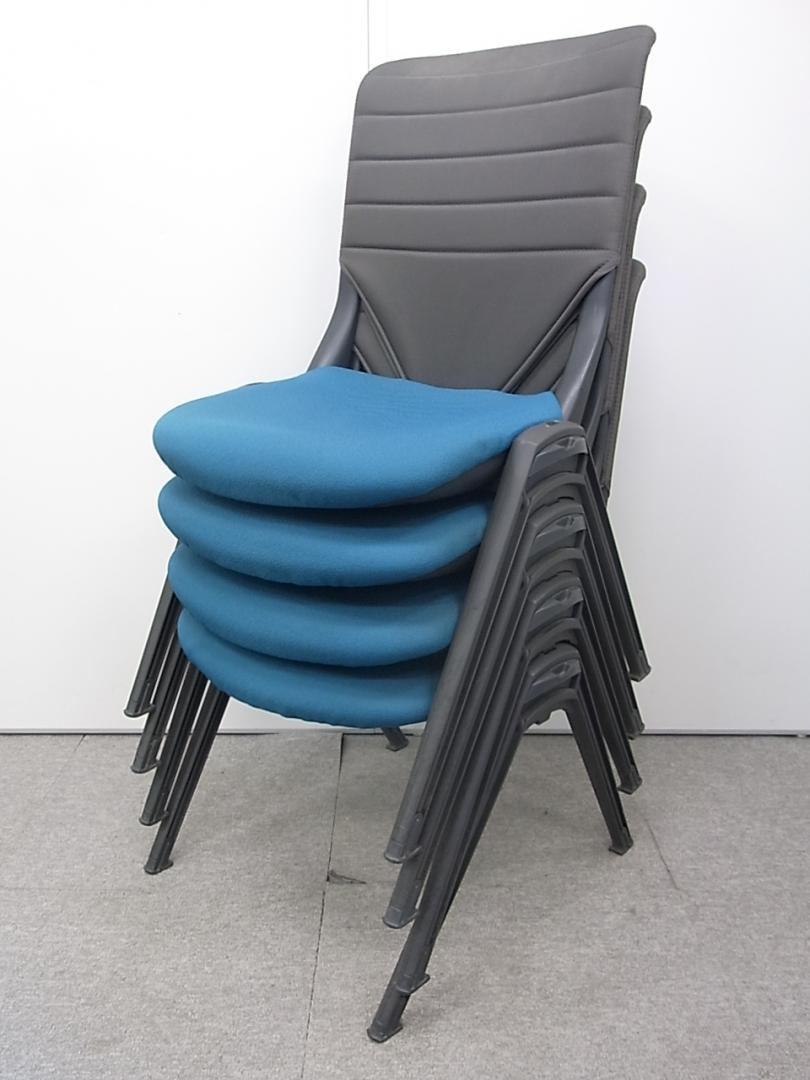 【セット】スタッキングチェア ミーティングチェア 4脚セットでご案内！ 背もたれが大きくゆったりご利用可能！
                        
                                    中古
            