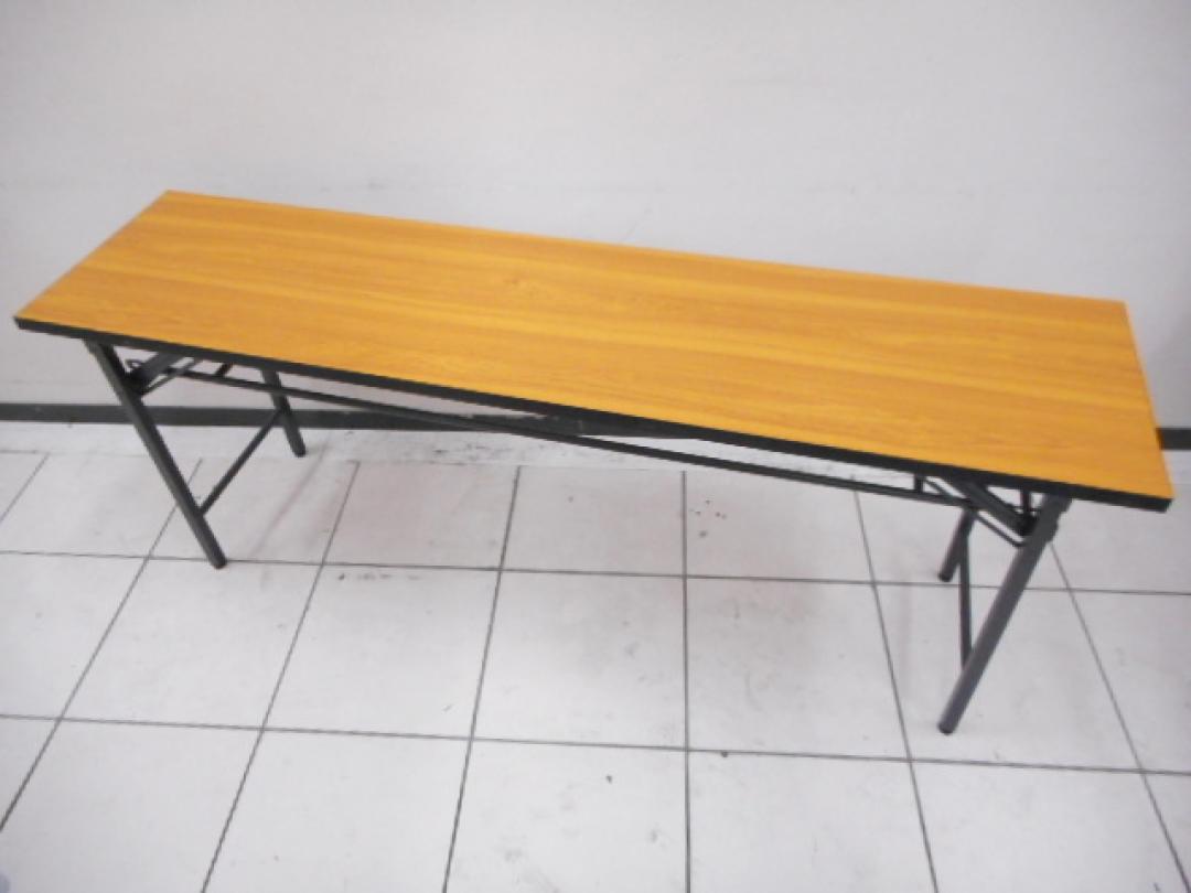 折り畳み机■幅1800タイプ・ナチュラル
                        
                                    中古
            