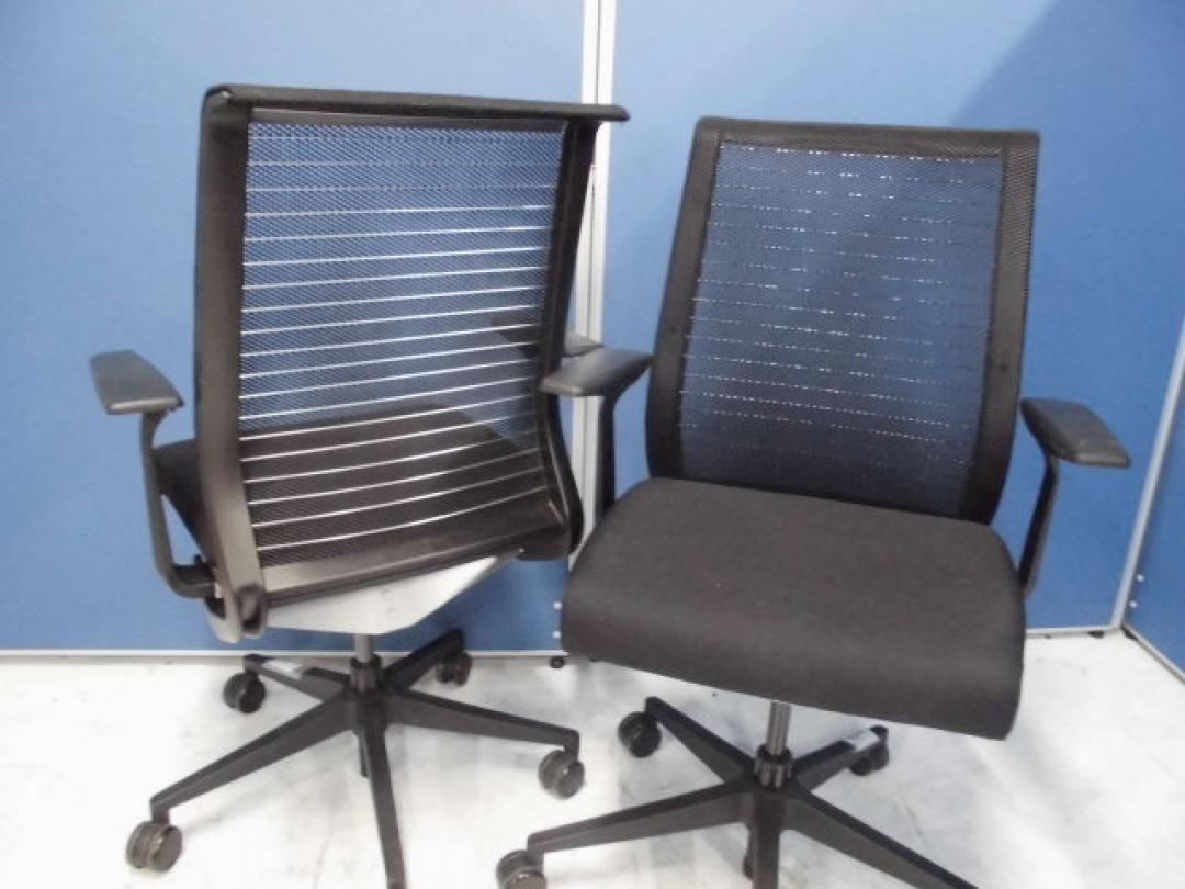 大人気シンクチェア2脚セット！｜座面：クッション/背：メッシュ【高級チェア】【セット商品】
                        シンク(THINK) 
                                    中古
            