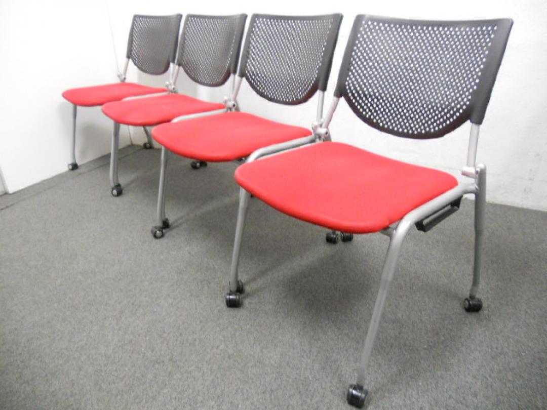 ■スタッキングチェア4脚セット ■キャスター付 ■レッド ■プロスタックシリーズ ■オカムラ okamura 岡村製作所 
                        プロスタック
                                    中古
            