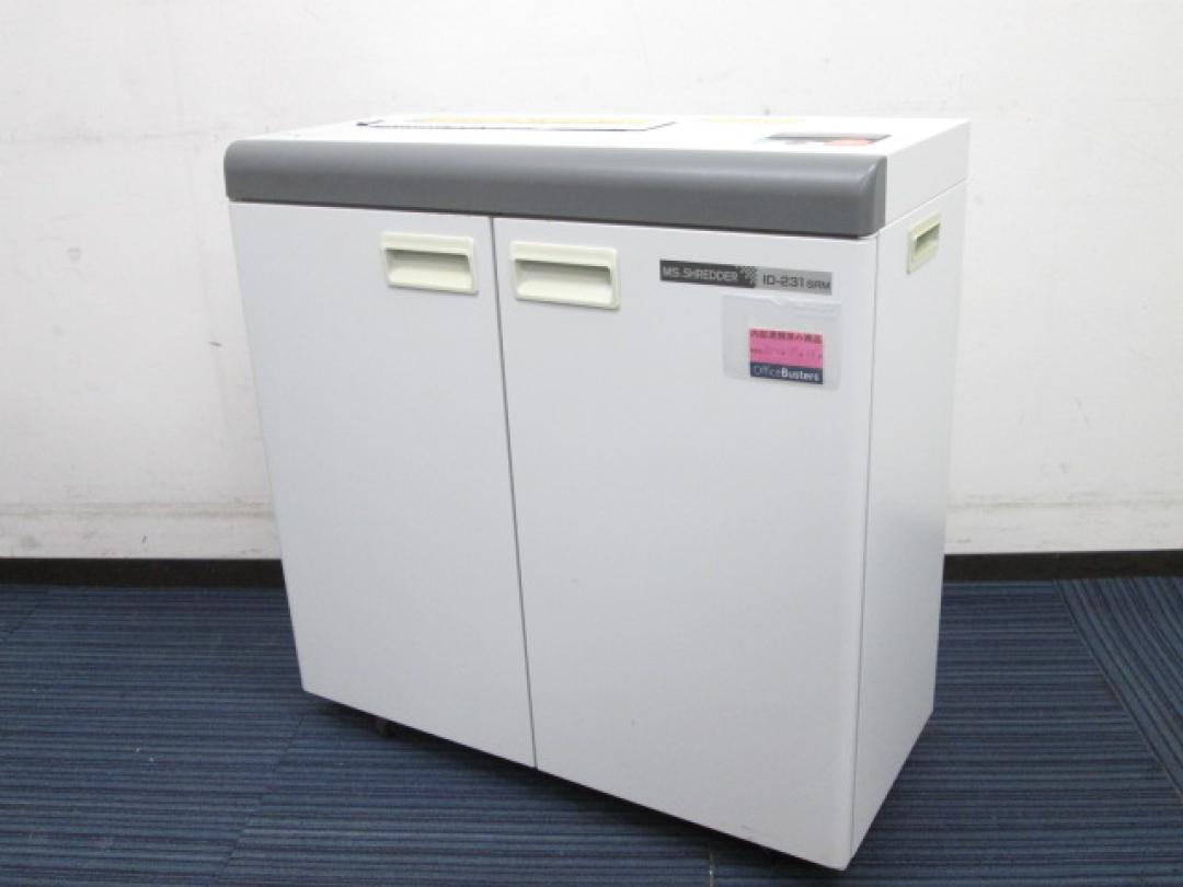 【A3対応機です！】新品時26枚同時裁断｜横長タイプで使い易い！｜安心のスパイラルカット方式採用！【中古シュレッダー】
                        ID-231SRM
                                    中古
            