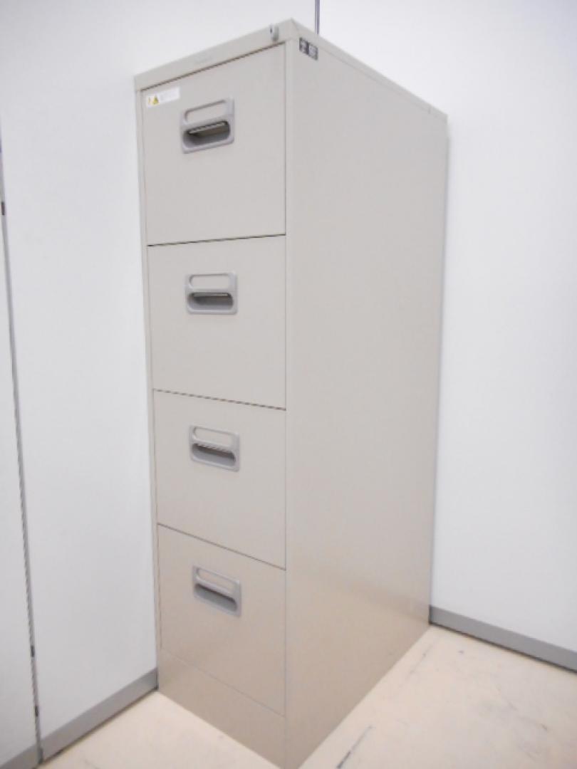 A4ファイルキャビネット■４段
                        
                                    中古
            