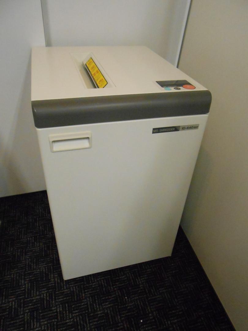 ID-440SEF■より強固なセキュリティのスパイラルカットタイプ
                        
                                    中古
            