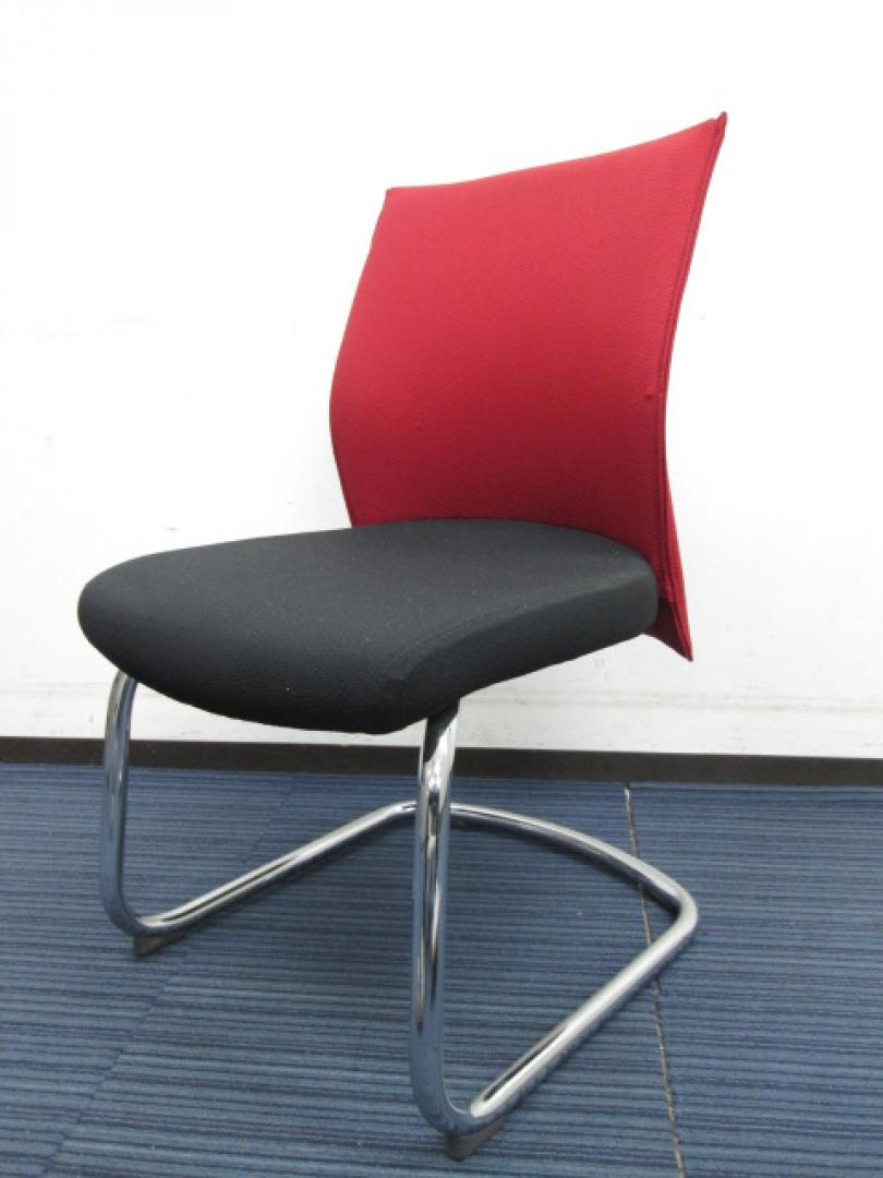 1脚のみ　だから　安い！
                        エクサージュ
                                    中古
            