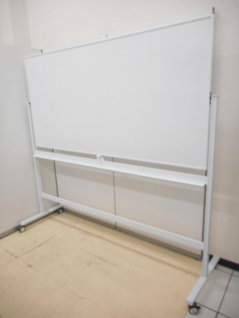 脚付ホワイトボード■幅1800タイプ・両面無地
                        
                                    中古
            