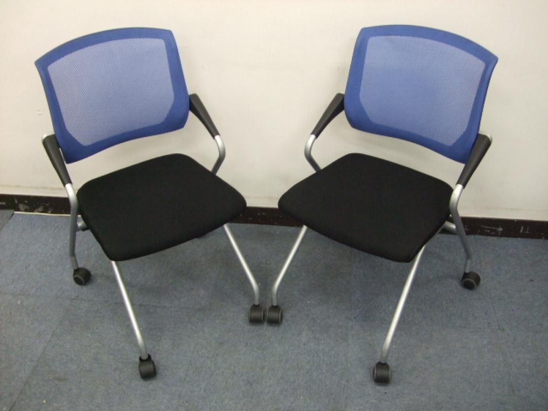 【神田店在庫処分市】状態の良いミーティングチェアを2脚セットでご提供！
                        
                                    中古
            