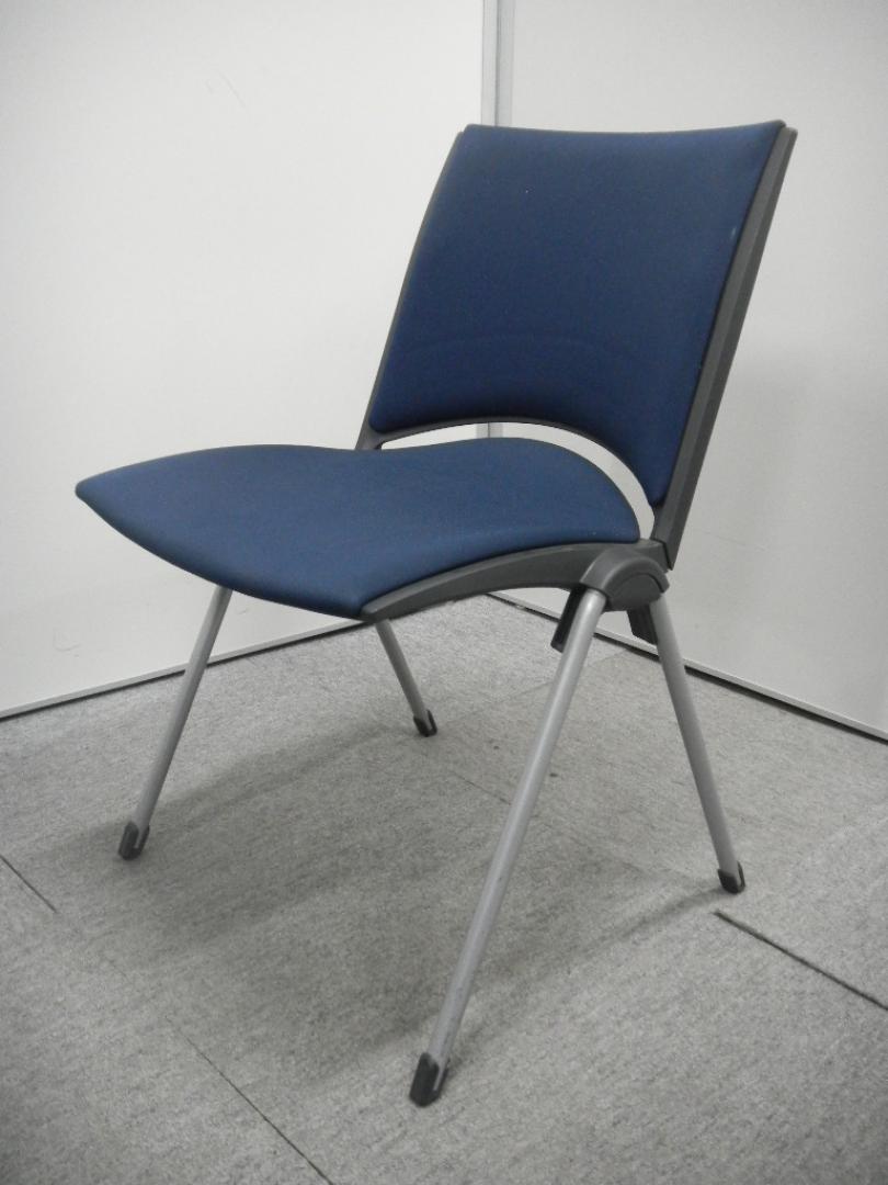 【会議用チェア】ネイビーブルーが渋い！スタッキングチェア【20脚のロット商品！】

                        スタッキングチェア
                                    中古
            