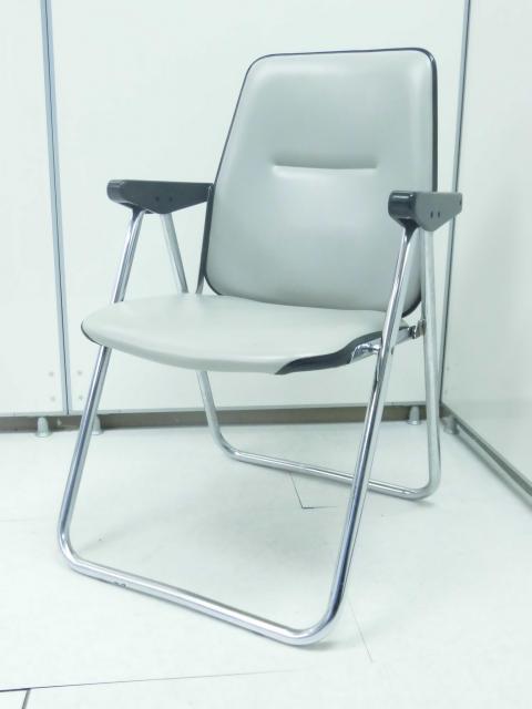 中古】 コクヨ/KOKUYO パイプイス・折りたたみ椅子 126509 中古オフィス家具ならオフィスバスターズ