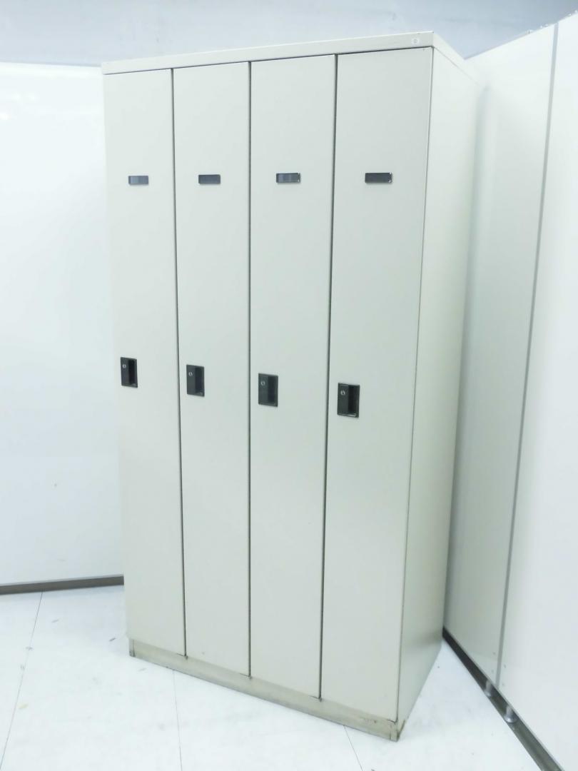 【人気の４人用ロッカー】【５台入荷】【あれば便利】
                        
                                    中古
            