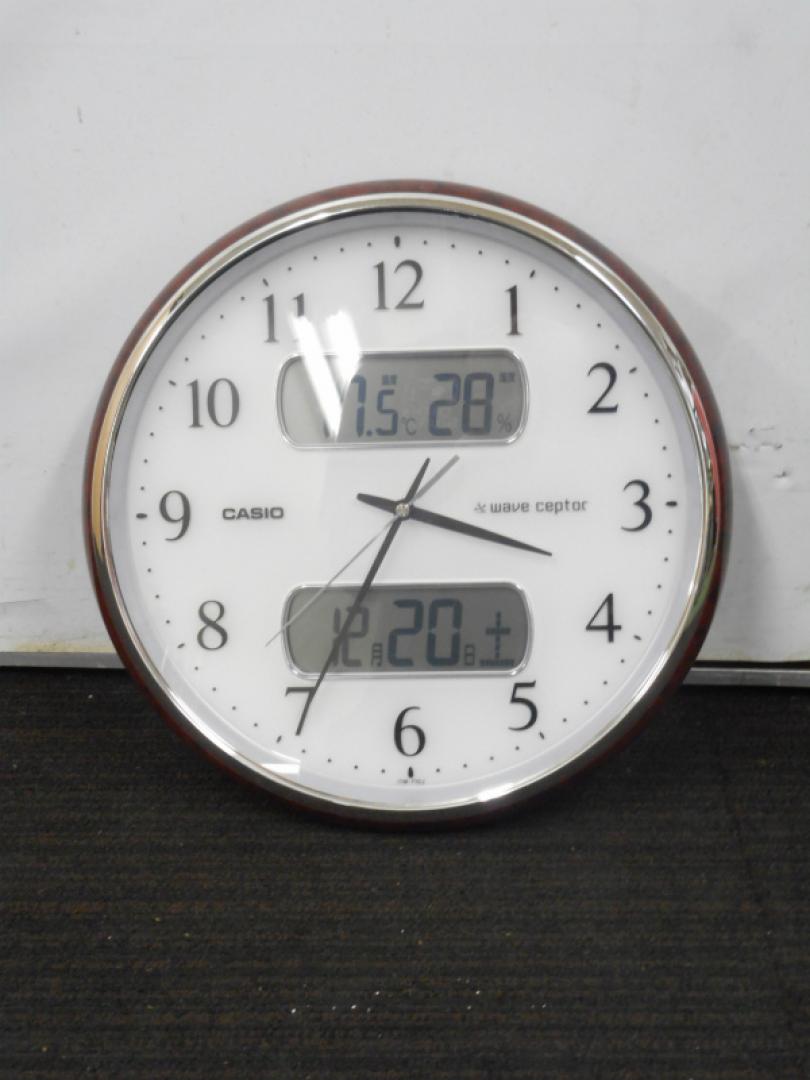 【中古】CASIO (カシオ) 掛け時計 WAVE CEPTOR ウェーブセプター 電波時計 温度表示 湿度表示
                        
                                    中古
            