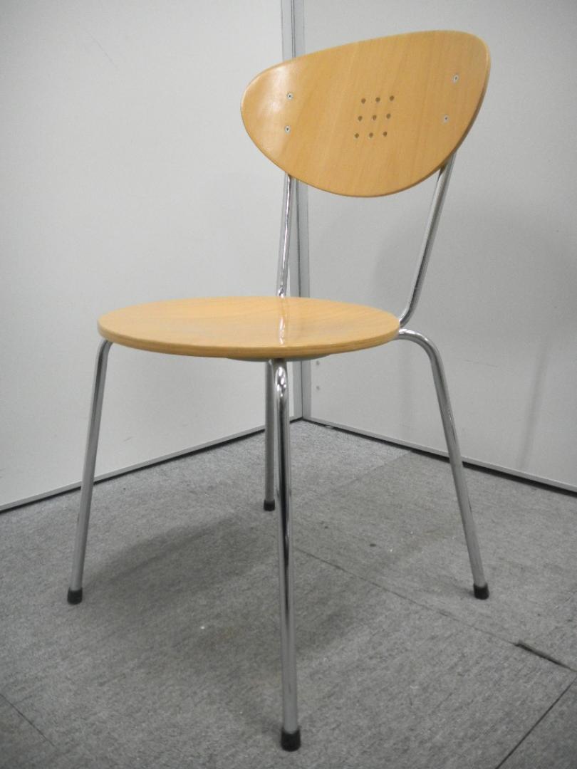 【状態良好】【スタッキングチェア】【5脚限定】【コクヨ製！】【珍しいオシャレな木製チェアです！】
                        
                                    中古
            