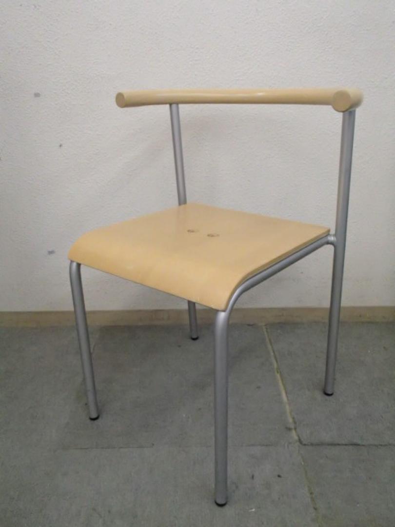 スッタキングチェア｜木製｜リフレッシュチェア
                        BBシリーズ
                                    中古
            