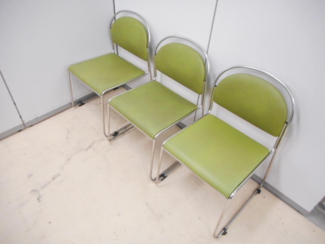【3脚セット】スタッキングチェア■グリーン・国内メーカー品
                        
                                    中古
            