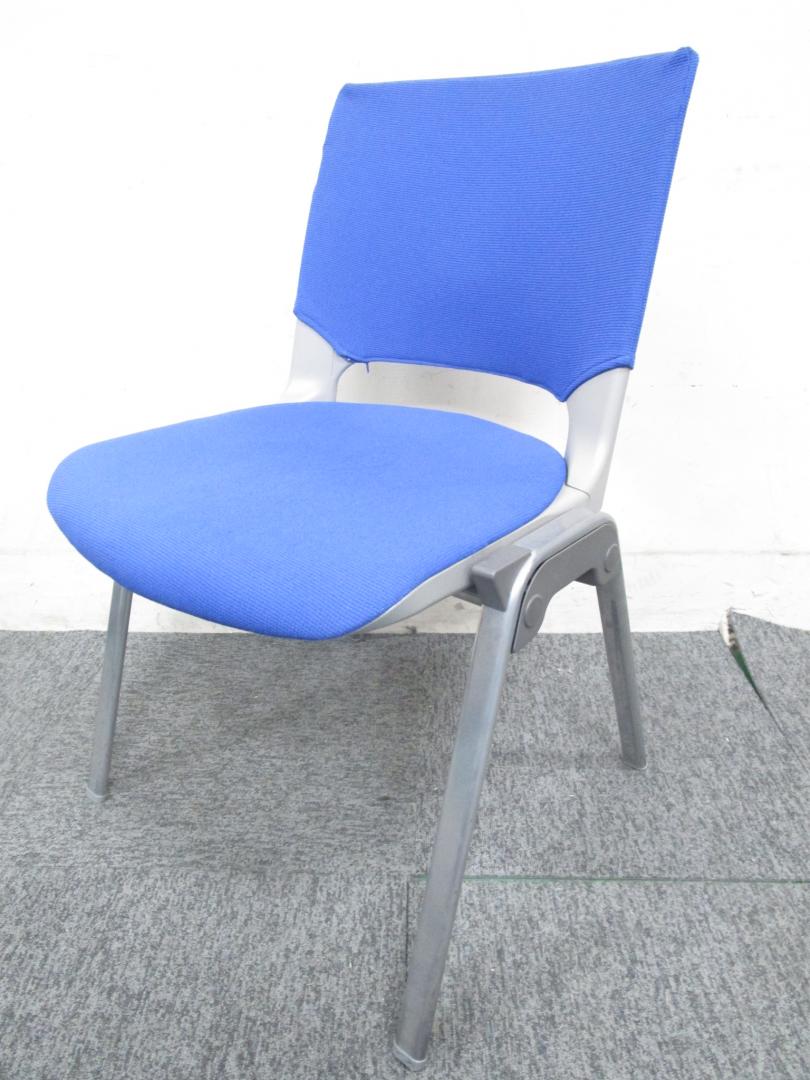 【オカムラ製　スタッキングチェア　エレナ（ELene）】【鮮やかなブルー　オシャレなミーティングスペースにどうぞ】
                        エレナ（ELene）
                                    中古
            