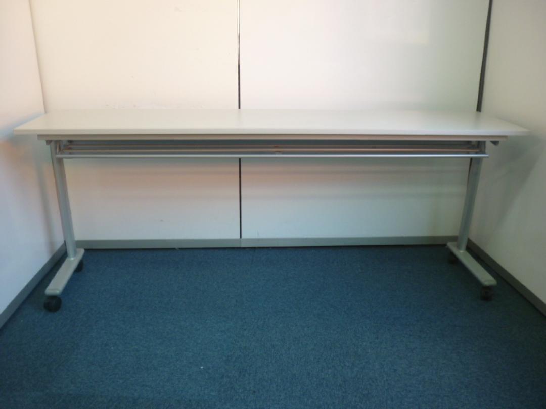 【１台限定！】■サイドスタックテーブル■人気のニューグレー■仙台店限定入荷事務用品
                        
                                    中古
            