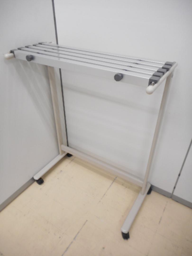 マガジン・ペーパーハンガー■キャスター付・国内メーカー品
                        
                                    中古
            