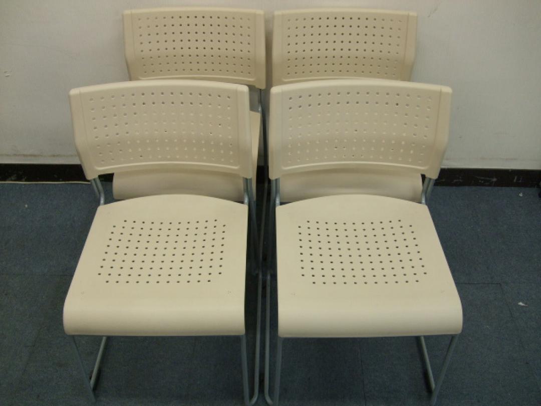 【お得な4脚セット】まとめてお得に！！今なら多数ご用意が可能です！！
                        ライタスシーズ　
                                    中古
            